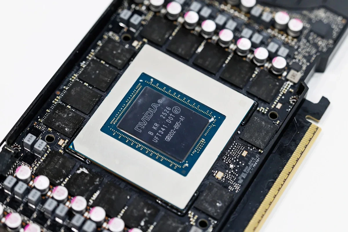 Nvidia ведёт предварительные переговоры с корейским чип-стартапом Rebellions о возможной сделке