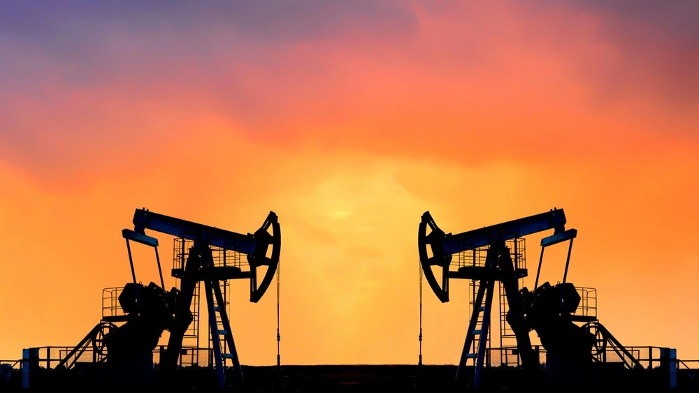 Цены на нефть растут на фоне срыва сделки с Ираном и ограничений в Ормузском проливе
