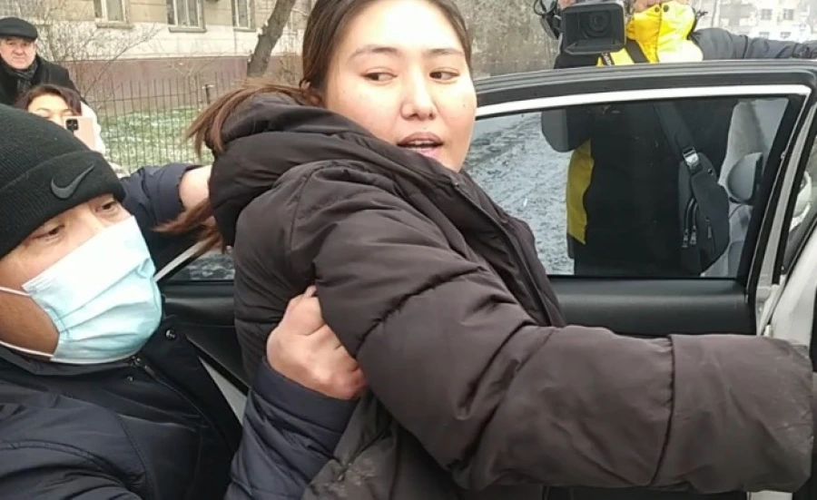 Суд в Бишкеке повторно рассмотрит дело журналистки Тажибек кызы 25 августа