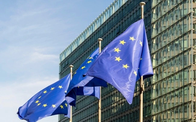Шесть стран ЕС предложили разовый налог на сверхприбыль нефтяных компаний