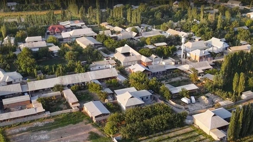 Кыргызстан принял бывший узбекский эксклав Таш-Добо