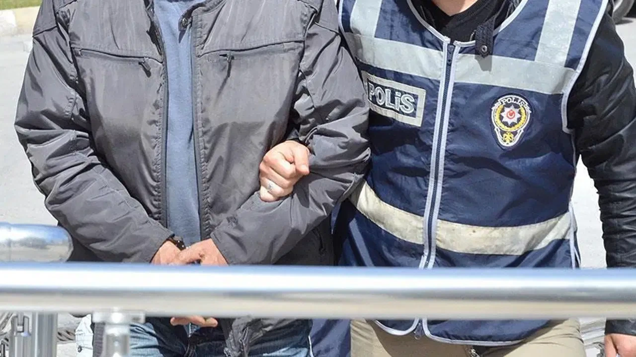 В Турции задержаны 28 подозреваемых по делу о валютных махинациях и мошенничестве с НДС