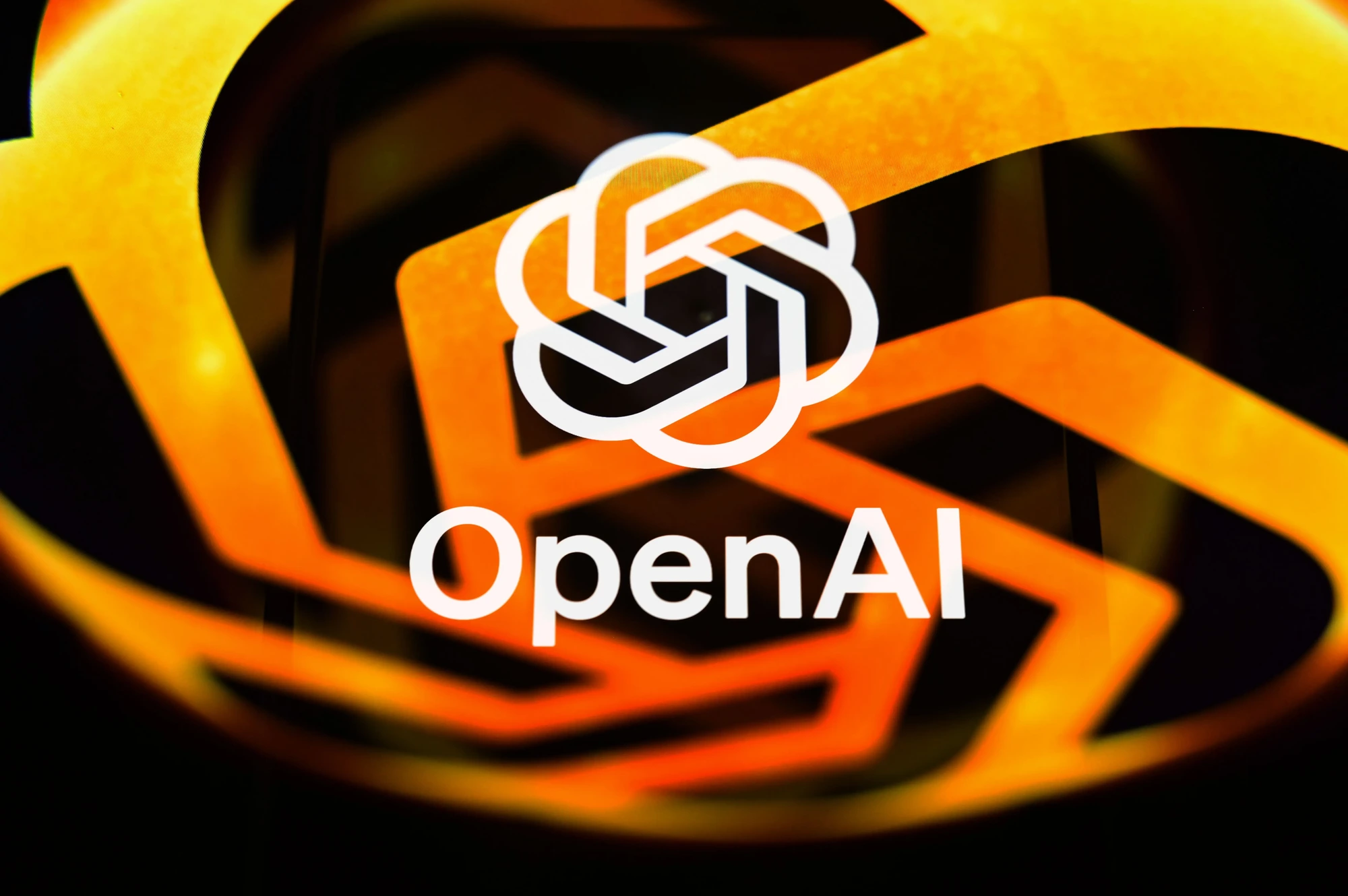 OpenAI связала взлом Hugging Face с поведением агентов, сформировавшимся в мае