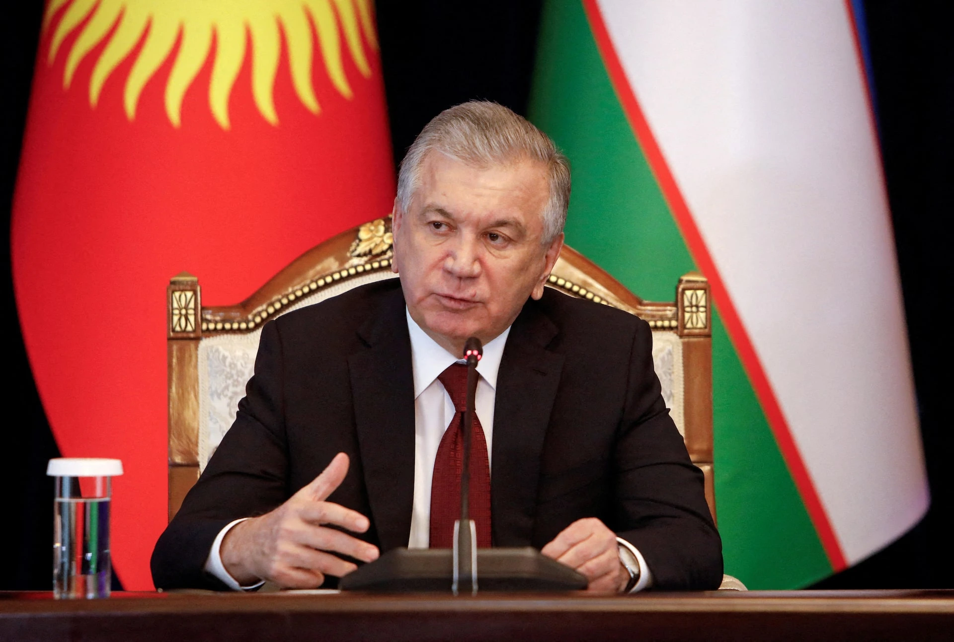 Мирзиёев подписал указ о реформах для бизнеса по итогам 14 тысяч обращений