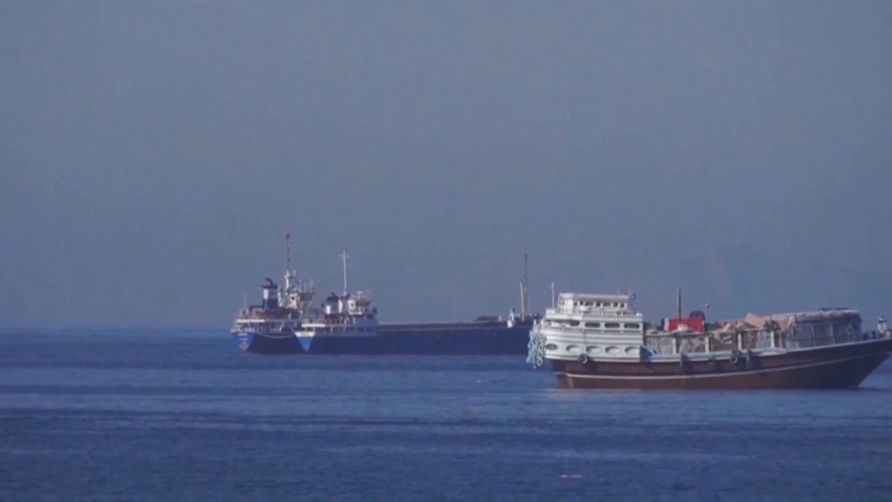 ИМО: 400 судов заблокированы в Персидском заливе, на борту 6 тысяч моряков