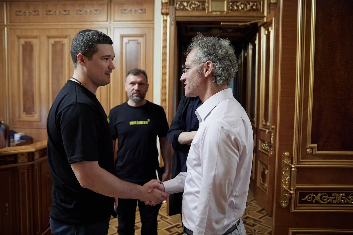 Экс-глава Минобороны Украины Федоров запускает проект с CEO Palantir Карпом