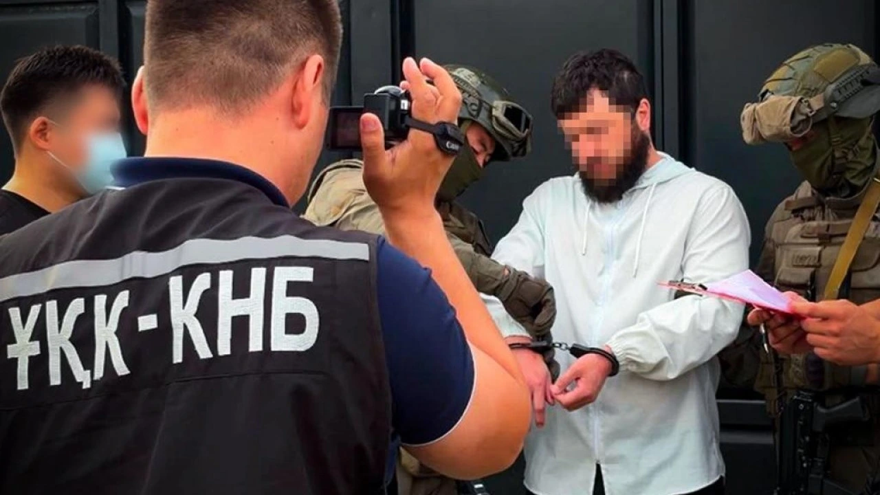 В Казахстане осуждены 19 человек за терроризм и экстремизм с июня по август