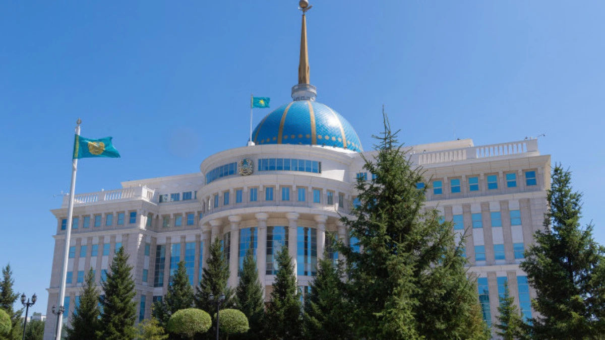 Мурат Кайырбек назначен главой представительства президента в Курултае