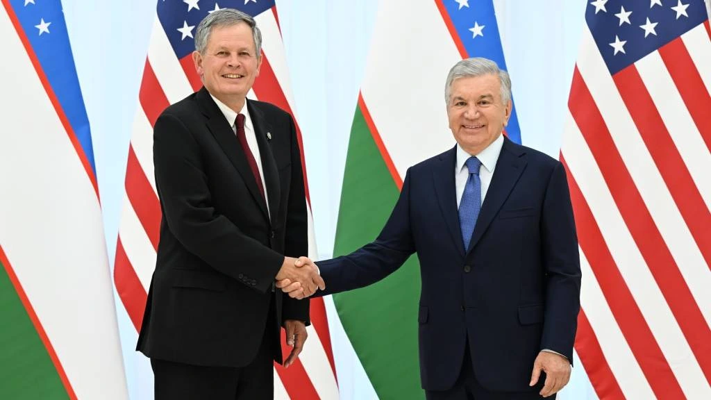 Мирзиёев принял сенатора США Дэйнса для укрепления стратегического партнёрства