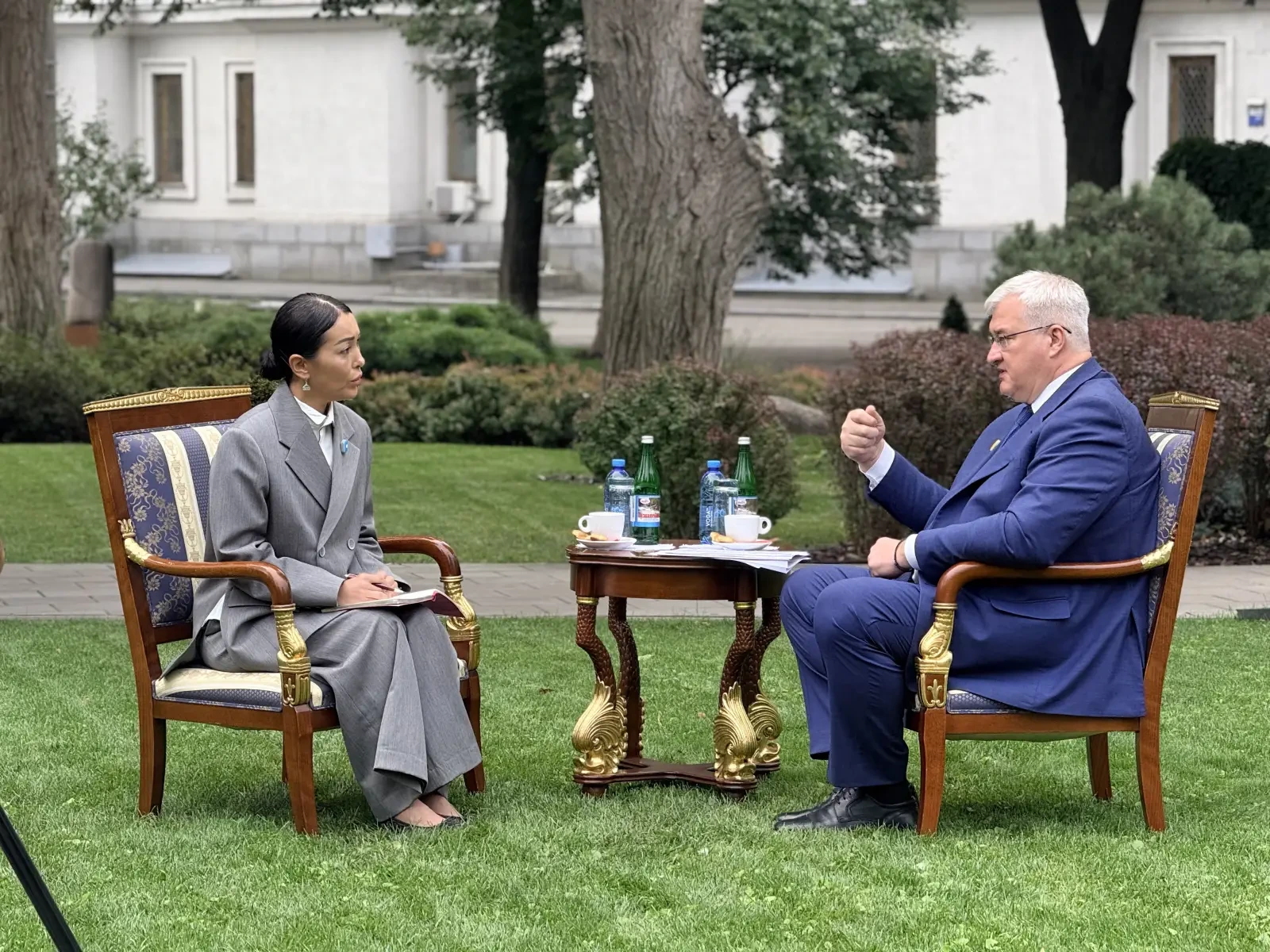 Глава МИД Украины: день войны стоит $450 млн, Казахстан призывают поддержать мир