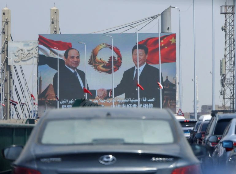 Египет рассматривает заявку Huawei на центры ИИ на фоне соперничества США и Китая