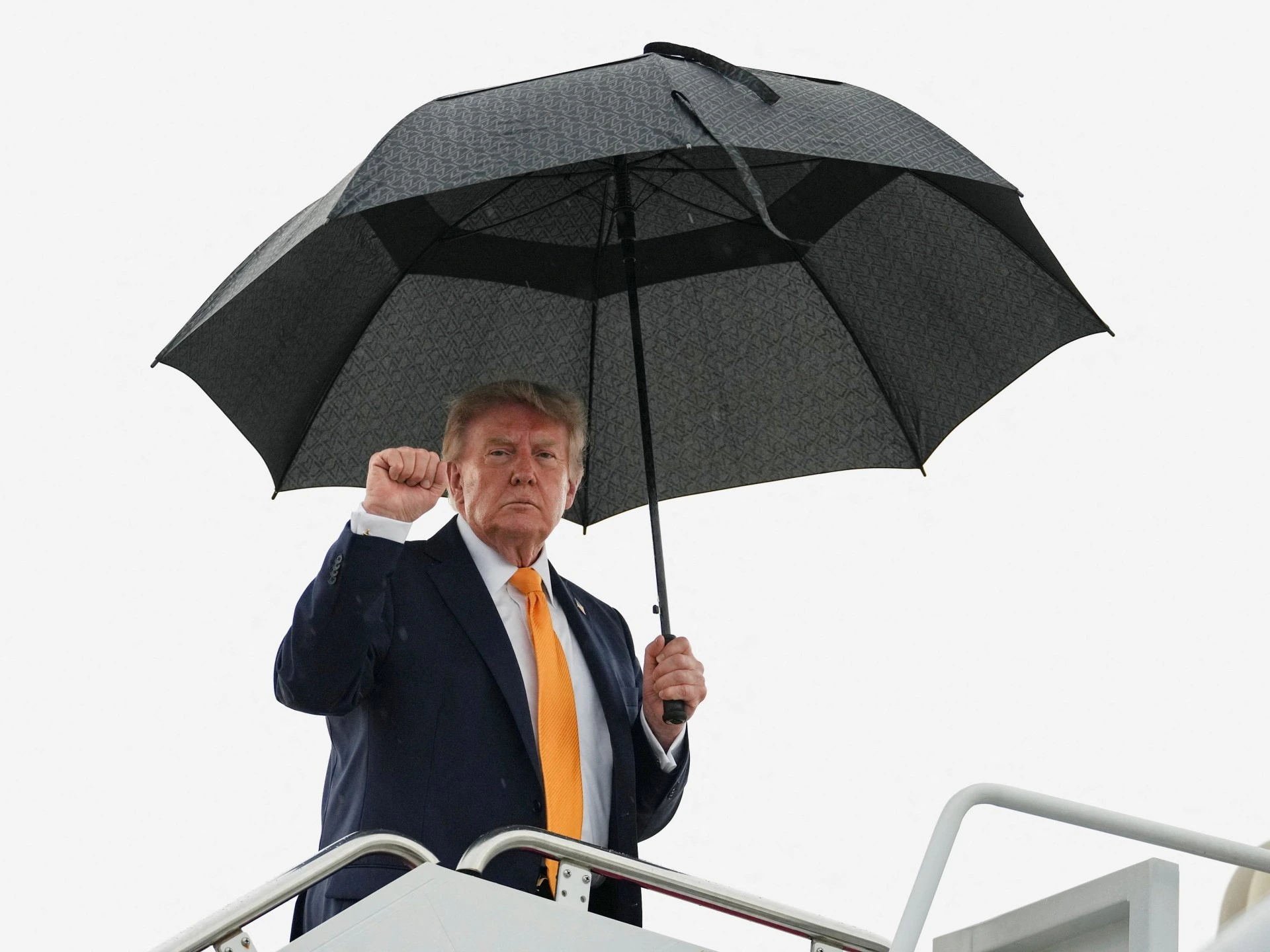 Трамп угрожает нанести удар по иранской горе Пикакс «очень скоро»