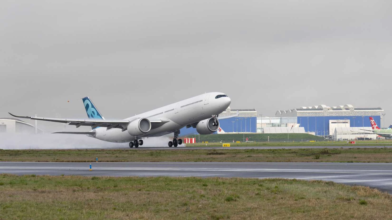 American Airlines близка к заказу 65 самолётов, который может завершить эру Boeing в широкофюзеляжном флоте