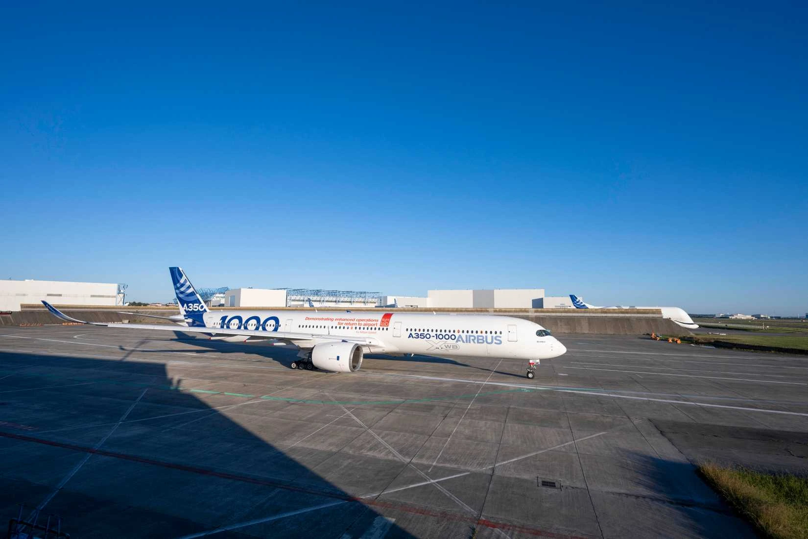 Цель Airbus выпускать 12 A350 в месяц к 2028 году под угрозой из-за завода в Кинстоне