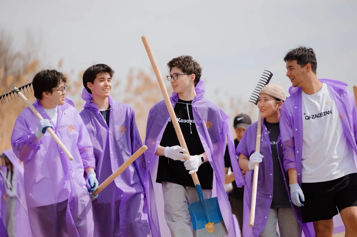 Activists Clear 20 Tons of Waste from Big Almaty Riverbank