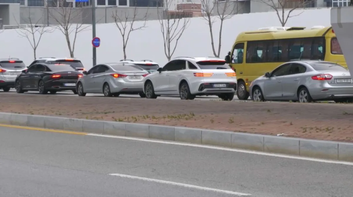 South Korea limits official vehicle use amid Strait of Hormuz blockade