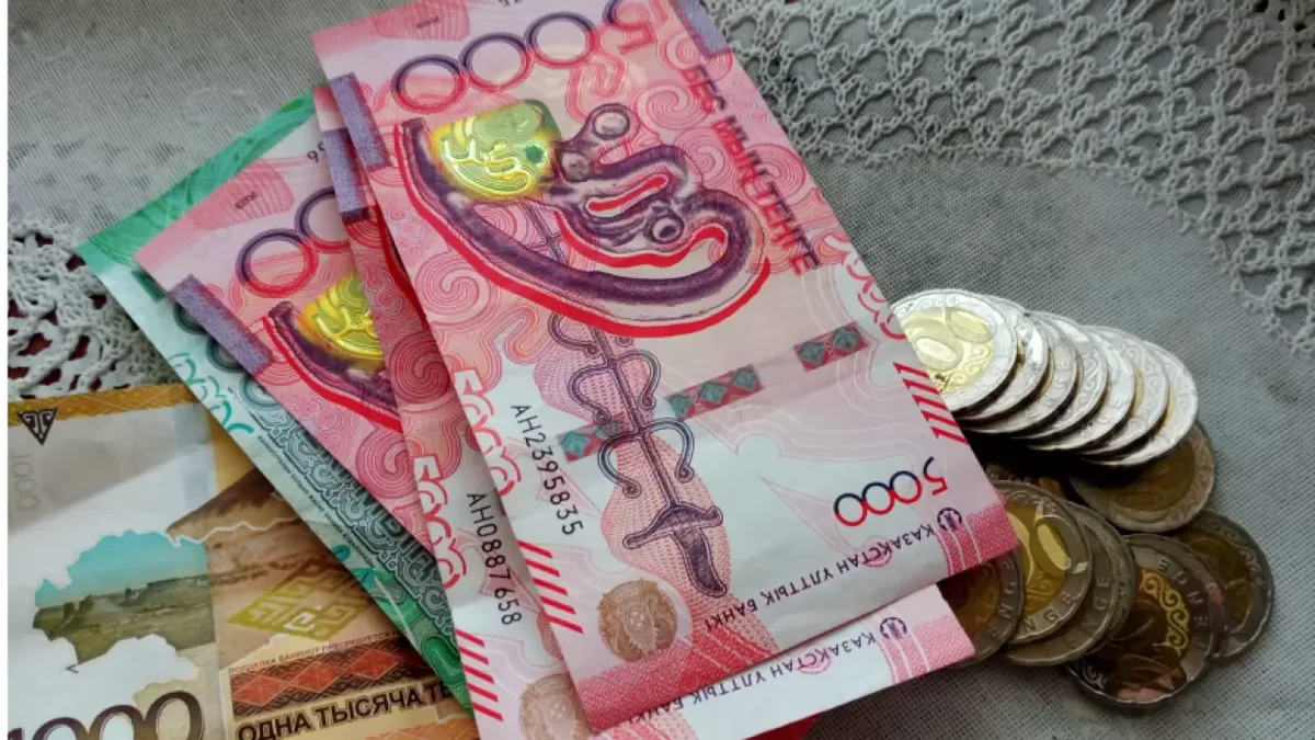 Kazakhstan Tenge Gains on KASE as Dollar Weakens